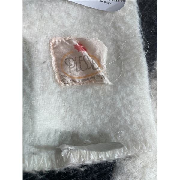 Plessis Acryllic Wool Blend Vintage Hudsons Bay Blanket