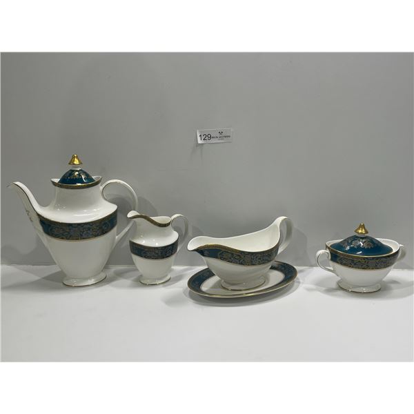 Royal Doulton England, Caryle