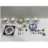 Image 2 : Assortment of Royal Family Dishware, Decor, Coins