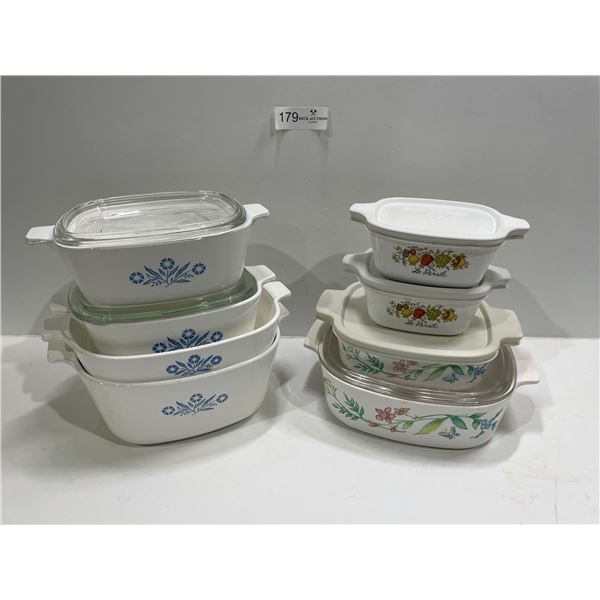 Set Of Matching Tuppleware And Dishes