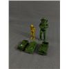 Image 2 : Vintage Small Army Toys. 2 Army Men and 3 Vehicles