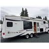 Image 24 : 0D --  2008 Montana 5th Wheel By Keystone , White, From The Tongue To The Bumper Is  40' Apx