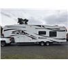 Image 3 : 0D --  2008 Montana 5th Wheel By Keystone , White, From The Tongue To The Bumper Is  40' Apx