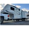 Image 3 : 0A --  2009 Jazz By Thor 5th Wheel, White, From The Hitch To The Bumper Is  27.5' Apx