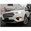 Image 4 : C6C --  2017 FORD ESCAPE TITANIUM INTELLIGENT 4WD, White, 101730 KM