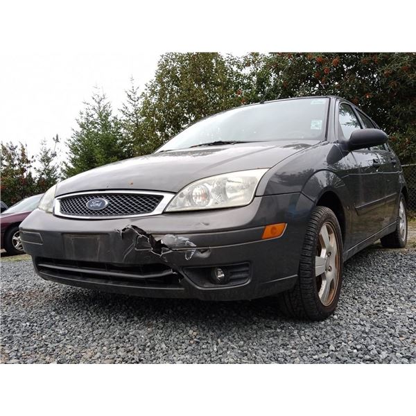 A4 -- 2005 FORD FOCUS ZX5, Grey, TMU KM 