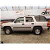 Image 29 : F1 --  2005 CHEVROLET TAHOE 1500 4X4, Brown, 241716