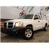 Image 2 : G1 --  2005 DODGE DAKOTA ST, White, 293067 KM