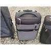 Image 4 : Lot of 4 Suitcases