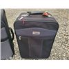 Image 5 : Lot of 4 Suitcases