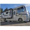 Image 16 : 0A --  2014 Ford F53 Thor Hurricane Motorhome, Grey, 21,165 KM / 13, 151 Miles  KMS