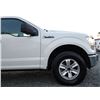 Image 48 : F2 --  2016 FORD F150 SUPERCREW 4X4, White, 274502 KM