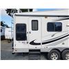 Image 45 : 0E --  2009 Jazz By Thor 5th Wheel, White, From The Hitch To The Bumper Is  27.5' Apx