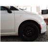 Image 39 : B5 --  2015 FIAT 500 POP, White, 195075 KM