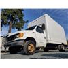 Image 2 : 0C --  2003 FORD ECONOLINE E450 SUPER DUTY CUBE VAN, WHITE, 174,419 KMS