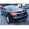Image 22 : C6 --  2013 CHRYSLER 200 LX , Black, 167625 KM