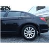 Image 34 : C6 --  2013 CHRYSLER 200 LX , Black, 167625 KM