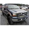 Image 8 : G1 --  2005 FORD F250 SUPER DUTY CREW CAB DIESEL 4X4, Blue, 228150 KM