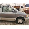 Image 60 : D6 --  2000 TOYOTA SIENNA LE, Green, 278006 KM