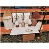 Image 1 : lot of 4 lamps & lamp shades