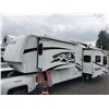 Image 8 : 0D --  2008 Montana 5th Wheel By Keystone , White, From The Tongue To The Bumper Is  40' Apx