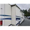 Image 97 : 0H --  2001 MARLIN MOTORHOME BY NATIONAL TRUBO DIESEL, White, 63,756 Miles  KM'S