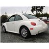 Image 19 : A12C --  1998 VW BEETLE , White, 282477 KM