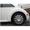 Image 26 : A12C --  1998 VW BEETLE , White, 282477 KM