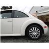 Image 27 : A12C --  1998 VW BEETLE , White, 282477 KM