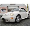 Image 2 : A12C --  1998 VW BEETLE , White, 282477 KM