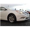 Image 36 : B5 --  2012 HYUNDAI SONATA GLS, White, 159870 KM