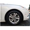 Image 38 : B5 --  2012 HYUNDAI SONATA GLS, White, 159870 KM