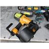Image 2 : Large lot of battery & Air tools