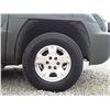 Image 30 : G3 --  2004 CHEVROLET AVALANCHE 1500 4X4, Grey, 130,406 KM