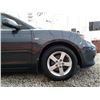 Image 36 : E4 --  2005 MAZDA 3 I , Grey, 248046