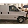 Image 51 : F6 --  2005 CHEVROLET EXPRESS 2500 CARGO VAN, White, 157810 MILES