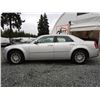 Image 23 : B4 --  2008 CHRYSLER 300 TOURING, Silver, 158932 KM