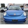 Image 9 : H5 --  1998 VOLKSWAGEN NEW BEETLE, Blue, 256,845 TMU