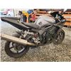 Image 11 : A12F --  2003 YAMAHA YZFR6 SB SPORT BIKE, GREY, UNKNOWN KMS