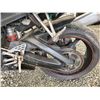 Image 22 : A12F --  2003 YAMAHA YZFR6 SB SPORT BIKE, GREY, UNKNOWN KMS