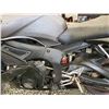 Image 23 : A12F --  2003 YAMAHA YZFR6 SB SPORT BIKE, GREY, UNKNOWN KMS