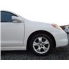 Image 37 : B2 --  2003 TOYOTA MATRIX XR, White, 267168 KM