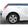 Image 40 : B2 --  2003 TOYOTA MATRIX XR, White, 267168 KM