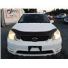 Image 5 : B2 --  2003 TOYOTA MATRIX XR, White, 267168 KM