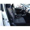 Image 60 : B2 --  2003 TOYOTA MATRIX XR, White, 267168 KM