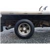 Image 49 : F4 --  2008 CHEVROLET SILVERADO 3500 FLAT DECK EXT CAB, Red, 376208 KM