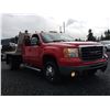 Image 9 : F4 --  2008 CHEVROLET SILVERADO 3500 FLAT DECK EXT CAB, Red, 376208 KM