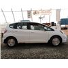 Image 10 : A4 --  2009 HONDA FIT LX, White, 323400 KM