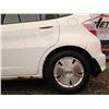 Image 28 : A4 --  2009 HONDA FIT LX, White, 323400 KM