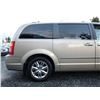 Image 40 : G6 --  2009 CHRYSLER TOWN AND COUNTRY LIMITED, Gold, 245445